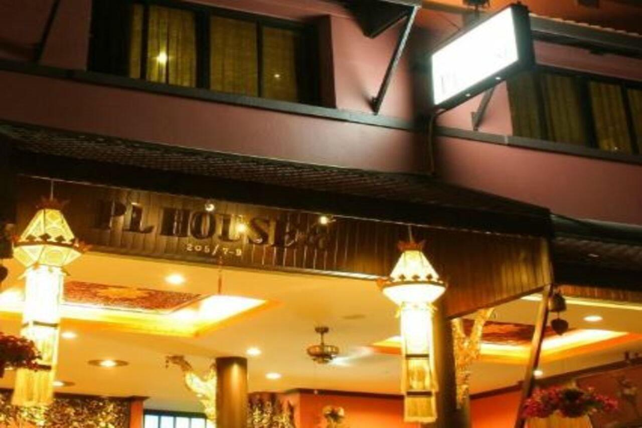 Pl Guesthouse Patong Bagian luar foto