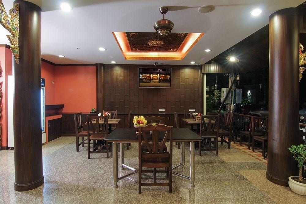 Pl Guesthouse Patong Bagian luar foto
